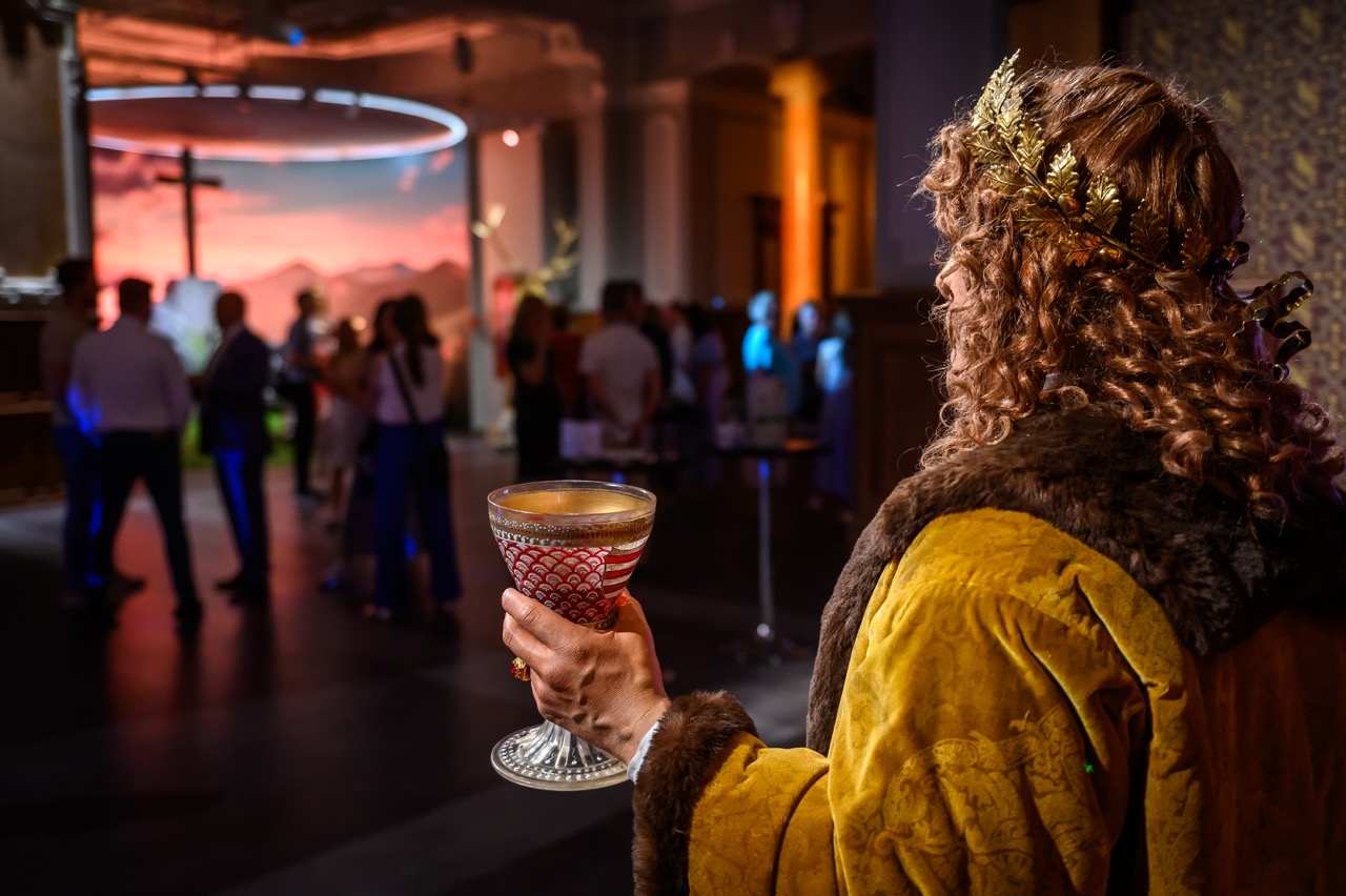 Cocktail parties and receptions